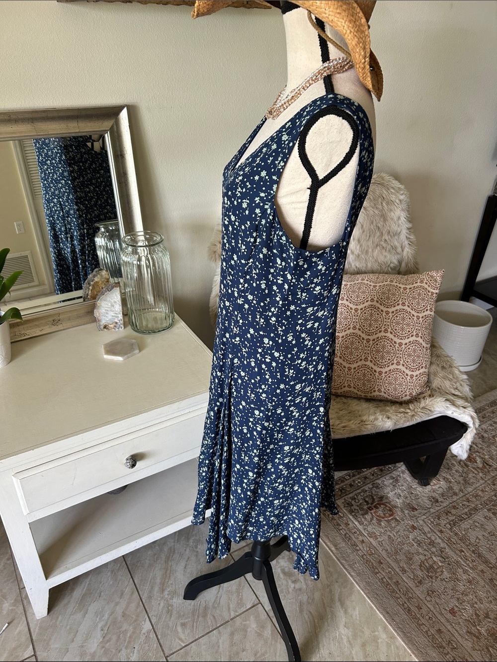 Polo Ralph Lauren blue floral silk v neck sleeveless handkerchief, midi dress 8 - Picture 6 of 13